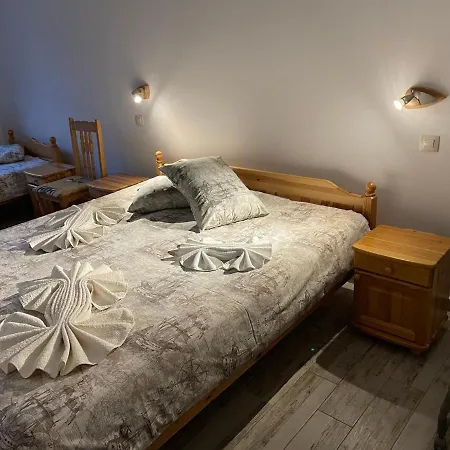 Guesthouse Hitar Petar Габрово Екстер'єр фото